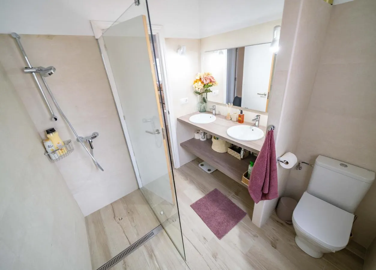 Seafront Modern Villa To Relax And Disconnect Cala'N Bosch